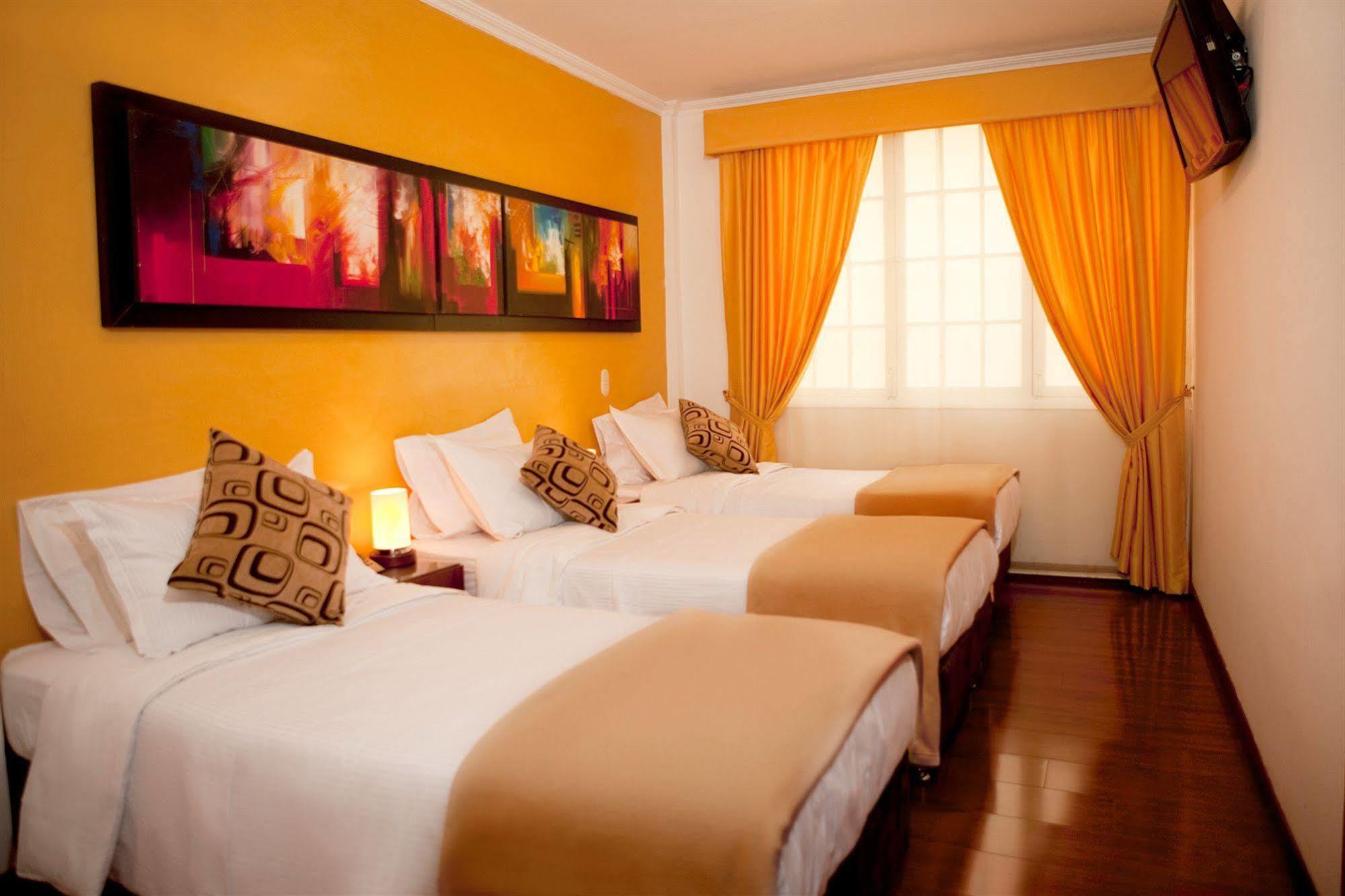 Hotel Ambar โบโกตา ภายนอก รูปภาพ